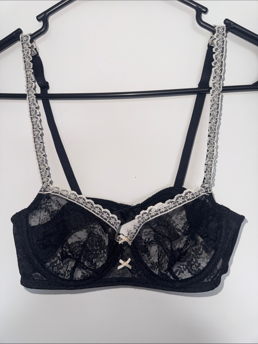 Heidi Klum Black Lace Underwire Bra with Cream Trim & Bow Details